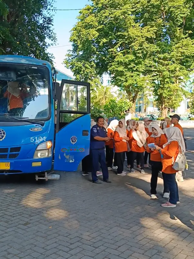 Eksplor Destinasi Favorit Lebih Mudah, Ini Fasilitas Transportasi Gratis dari Banyuwangi