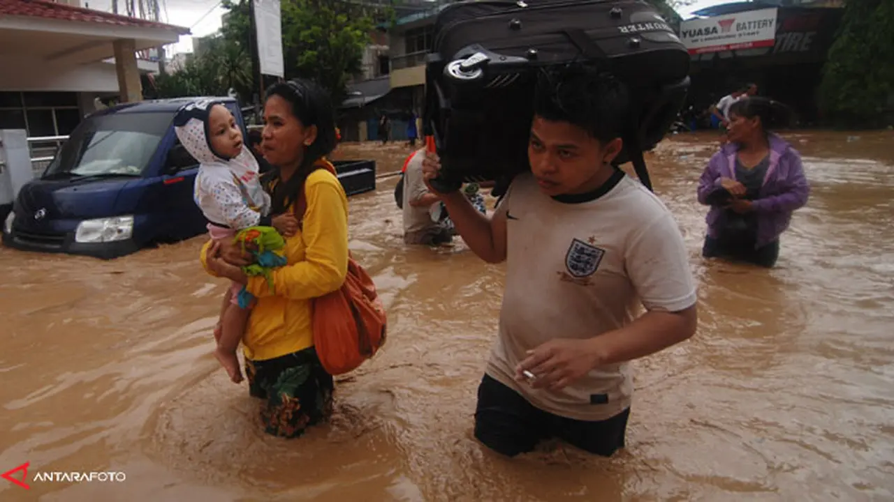 banjir-manado-penyakit-140122b.jpg
