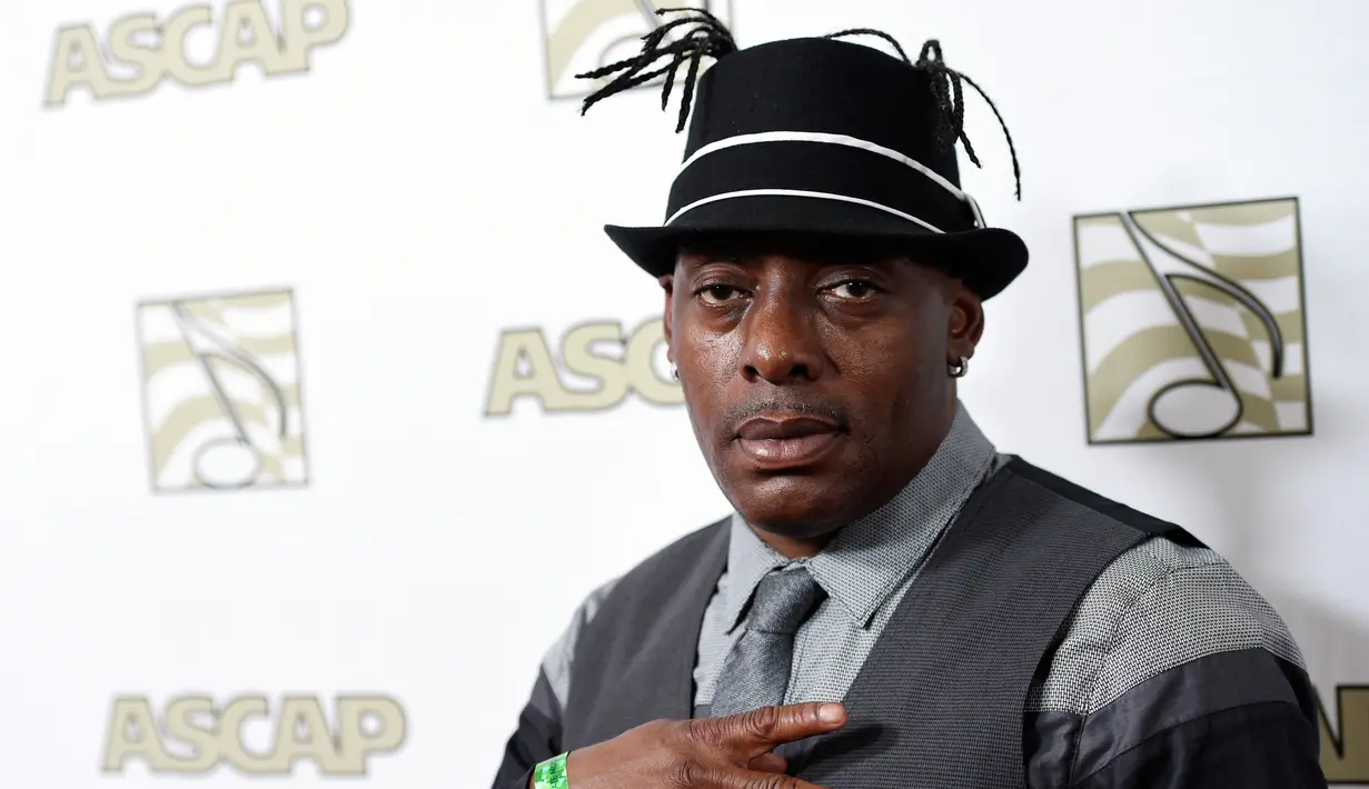 Coolio berpose di ASCAP Rhythm & Soul Awards 2015 di Beverly Wilshire Hotel, Beverly Hills, California, Amerika Serikat, 25 Juni 2015. Manajer Coolio, Jarez Posey menyebut ada kemungkinan Coolio meninggal dunia karena serangan jantung. (Photo by Chris Pizzello/Invision/AP, File)