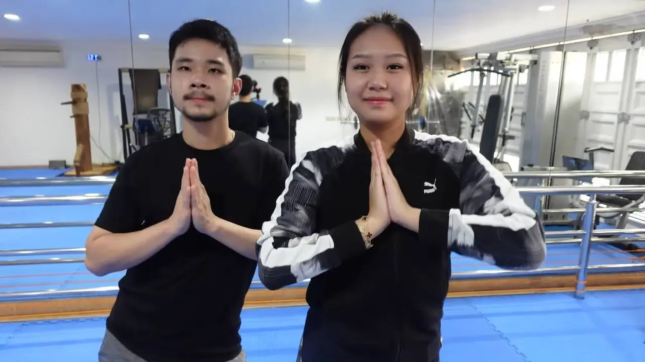 Punya Tempat Gym, Ini 7 Momen Seru Sisca Kohl dan Jess No Limit Olahraga Bareng