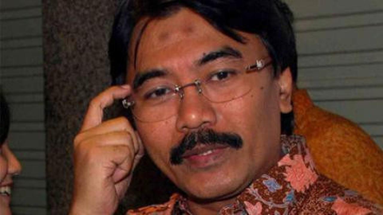 Adhyaksa Dault menangis usai tonton 5 CM