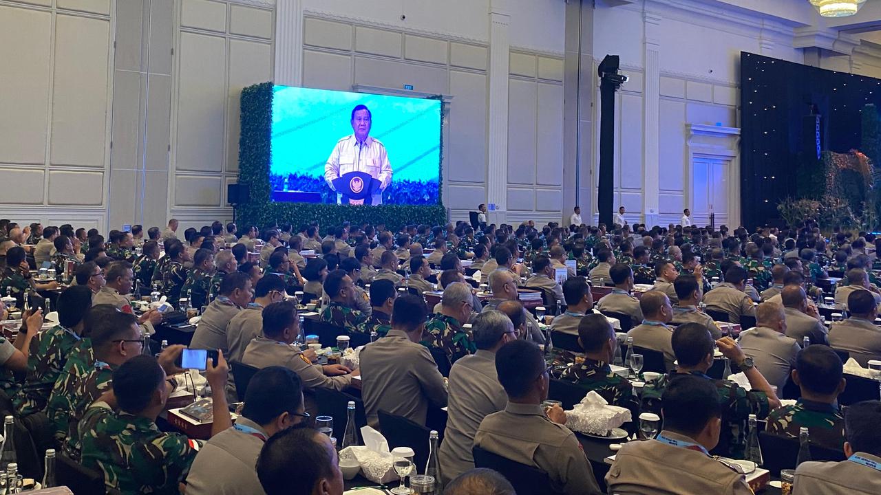 Hadiri Rapim TNI-Polri, Prabowo Beri Arahan ke Ratusan Perwira Tinggi dan Menengah