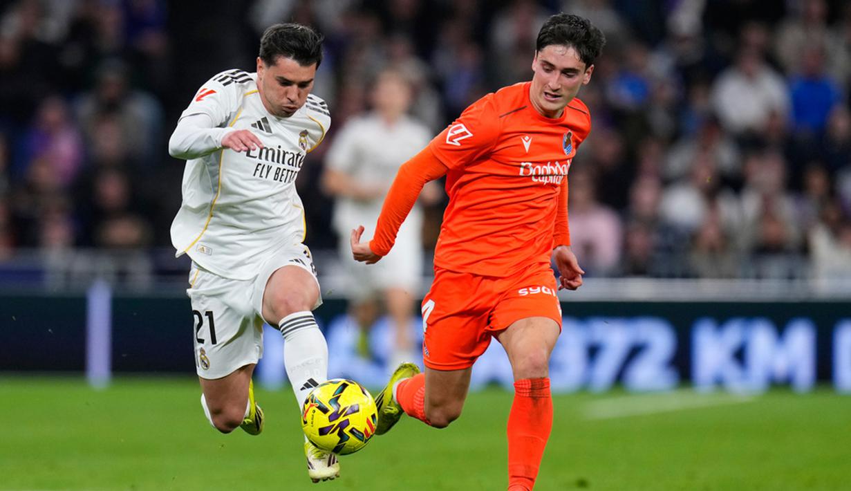 Barcelona kini berada di bawah tekanan karena baru akan bermain pada hari Selasa mendatang. (AP Photo/Manu Fernandez)