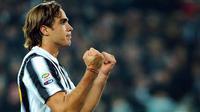 Ekspresi Alessandro Matri yang memborong dua gol Juventus ketika ditahan seri Genoa 2-2 pada partai lanjutan Serie A di Juventus Arena, Turin, 22 Oktober 2011. AFP PHOTO/OLIVIER MORIN