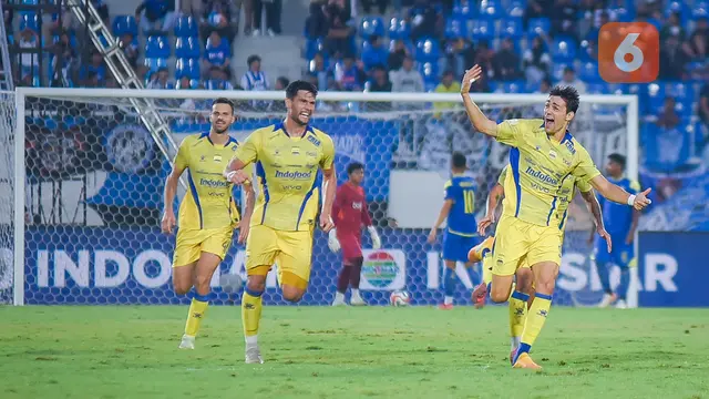Foto: 10 Pemain Persib Bandung Sukses Persembahkan Comeback Dramatis di Kandang Arema FC pada Lanjutan BRI Super League