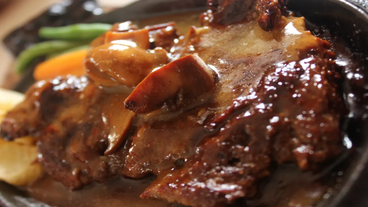 Makanan Barat, Harga Merakyat