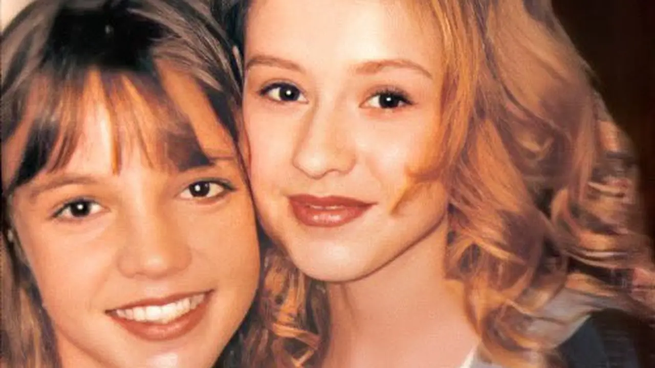Christina Aguilera dan Britney Spears. (Foto: Twitter terverifikasi @xtina)