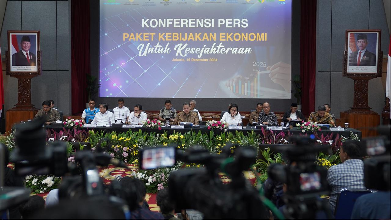 Konferensi pers 'Paket Kebijakan Ekonomi untuk Kesejahteraan'