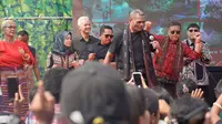 Perayaan Puncak Natal dan Tahun Baru PDI Perjuangan (PDIP) di Flores Timur, Nusa Tenggara Timur (NTT) menyajikan sejumlah pertunjukkan kesenian. (Foto: Dokumentasi PDIP).