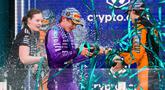 Penampilan pembalap Mercedes, Kimi Antonelli semakin cemerlang setelah berhasil memenangkan Formula 1 GP Miami 2026 di Miami International Autodrome, Florida, Minggu (02/05/2026) waktu setempat. (AP Photo/Danny Karnik)