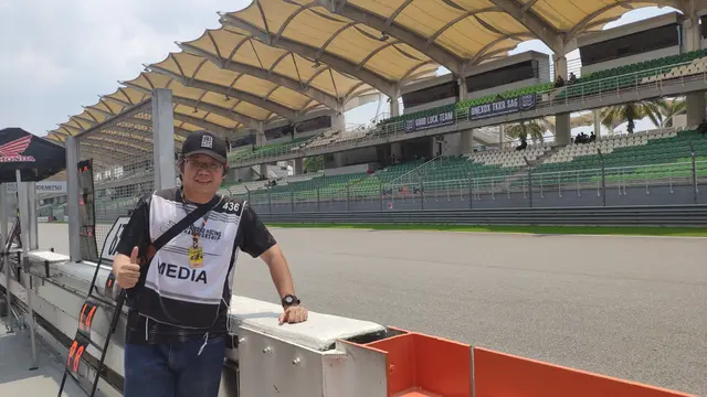 Jurnalis Kanal Bola Liputan6.com, Thomas, di Sirkuit Sepang, Malaysia. (Istimewa)