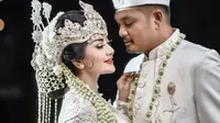 Lepas Masa Lajang, Ini 7 Momen Pernikahan Gina Youbi Duo Racun