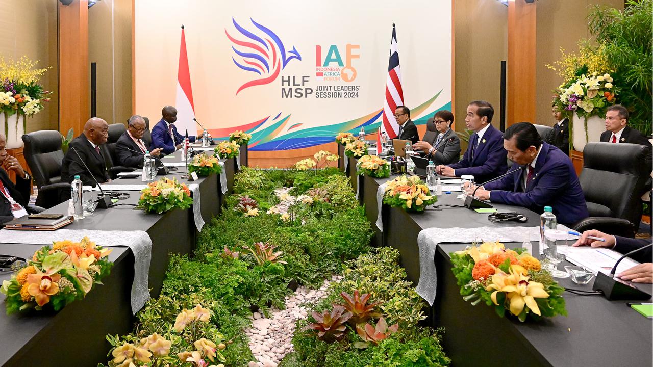 Jokowi dan Presiden Liberia Bertemu di Bali, Ini Kerja Sama yang Dibahas