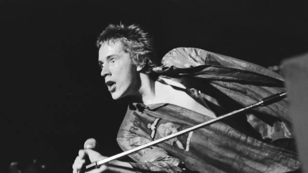 Vokalis Sex Pistols Dipaksa Nonton Katy Perry, Ini Hasilnya...