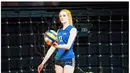 Alisa Manyonok bermain untuk Primorye Volleyball Club di Vladivostok, Rusia. (Bola.com/Instagram/AlisaManyonok)