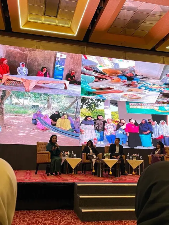 Nukila Evanty tampil di Voices of Her Festival pada Women's  Summit Malaysia 2025