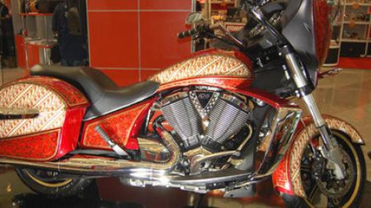 Moge Victory 'batik', paduan cita rasa Barat - Timur