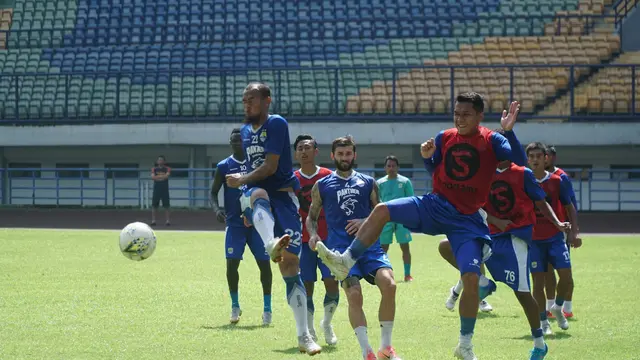 Latihan Persib Bandung