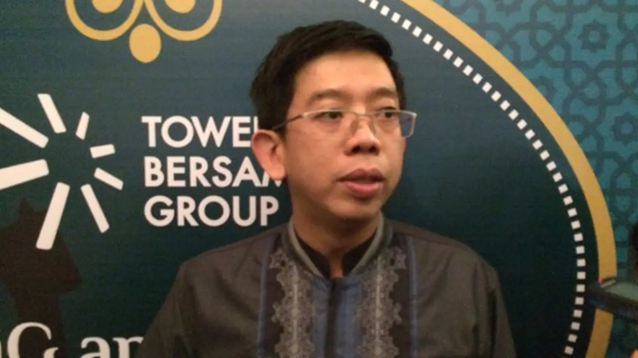 Helmy, Direktur Tower Bersama