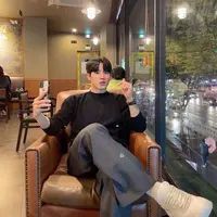 Jeong Seung Won merupakan pemain yang sering dibilang mirip dengan Rowoon SF9. [Foto: instagram.com/seungwon_jeong]