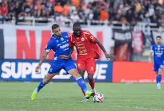 Di sisa dua partai, sudah tidak mungkin lagi Persija mengejar Persib. Sebab, Macan Kemayoran terpaut sepuluh angka dari Maung Bandung. (Dok Pesija)