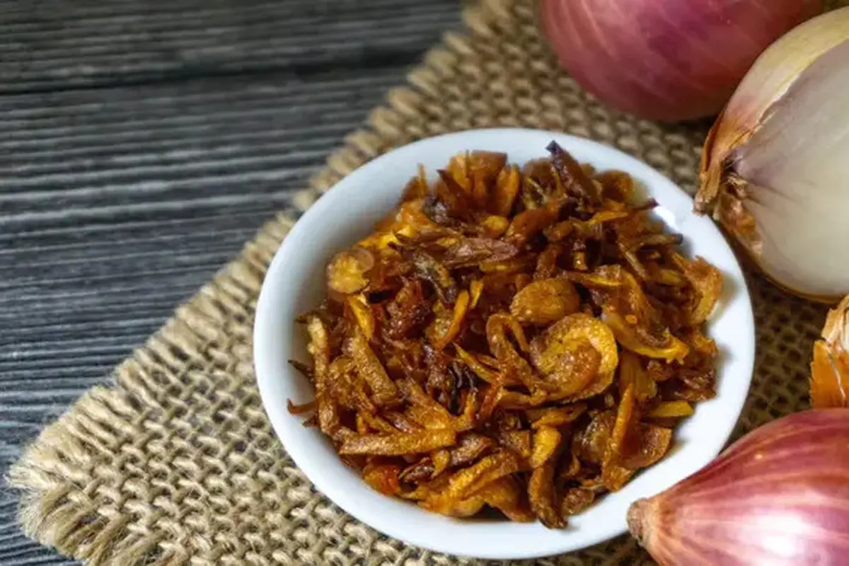 Rahasia Membuat Bawang Goreng Renyah dan Tahan Lama, Simak Tipsnya