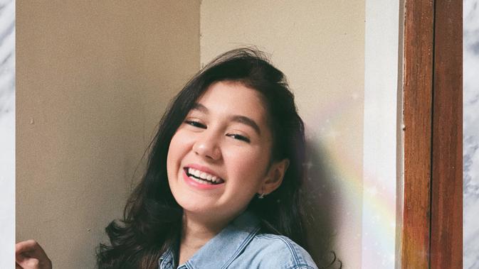 Zoe Jackson (Sumber: Instagram//zoeabbasjackson/)