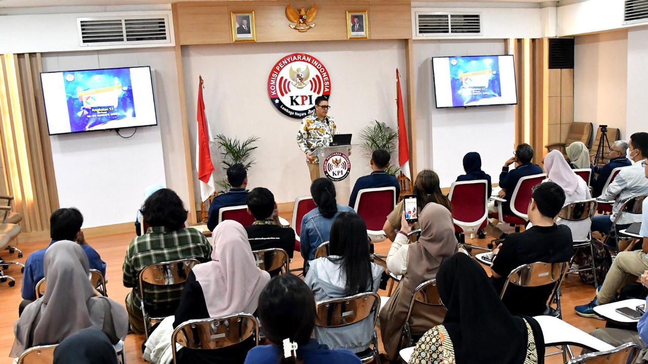 Buka Sekolah P3SPS KPI, Wakil Ketua Komisi I Sampaikan Pentingnya Perluasan Definisi Penyiaran
