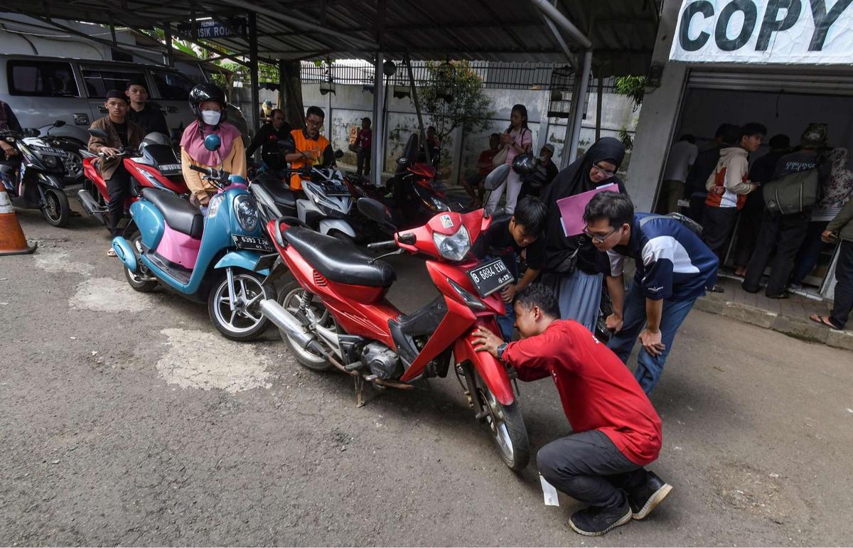 Warga serbu pemutihan pajak kendaraan bermotor