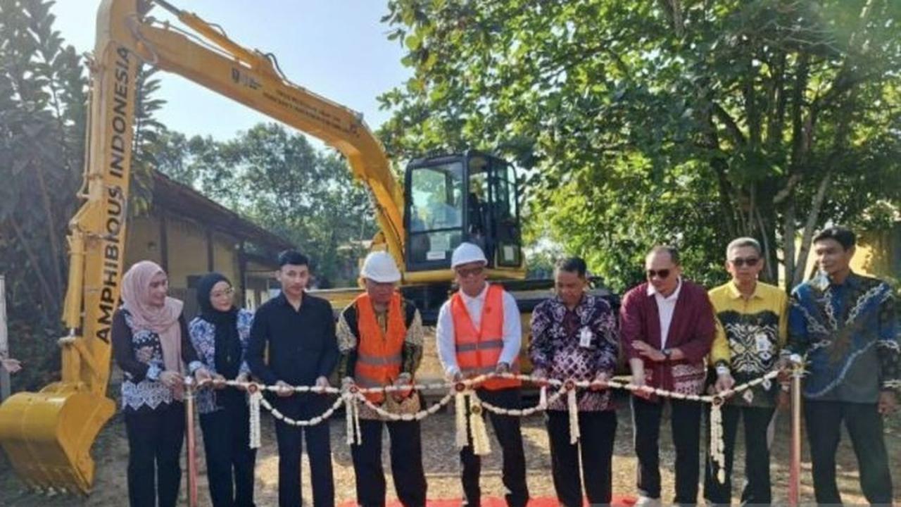 Pemkab Tabalong Kerahkan Ekskavator Amfibi, Ribuan Hektare Lahan Rawa Siap Jadi Pertanian Produktif