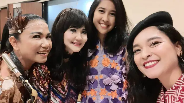 Potret Keseruan Ita Purnamasari Dalam Memeriahkan Acara HUT ALAS yang Ketiga