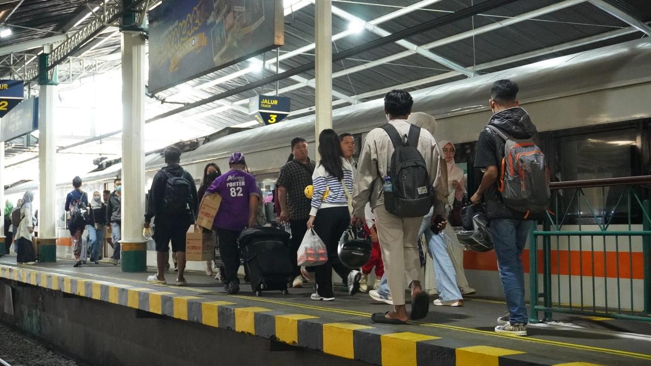 Diskon Tiket Kereta Api Akhir Tahun