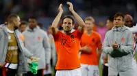 Daley Blind. Pemain serba bisa Ajax Amsterdam berusia 31 tahun ini masih dipercaya menjadi pilar utama dalam skuat Timnas Belanda di Euro 2020 nanti. Debutnya dimulai sejak 6 Februari 2013. Hingga kini telah mencatat 77 caps dengan mencetak 2 gol dan 10 assist. (AFP/Odd Andersen)