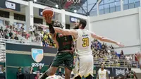 Bima Perkasa Jogja (BPJ) menelan kekalahan 66-95 dari&nbsp;Kesatria Bengawan Solo pada laga lanjutan&nbsp;Indonesian Basketball League (IBL) 2025 di GOR Pancasila UGM, Yogyakarta, Minggu (19/1/2025) malam WIB. (dok. Bima Perkasa Jogja)