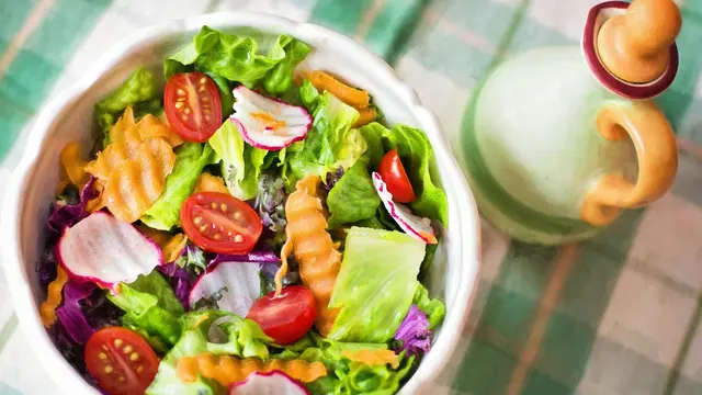 Tips Mengatur Pola Makan Seimbang agar Tubuh Tetap Bertenaga Sepanjang Hari