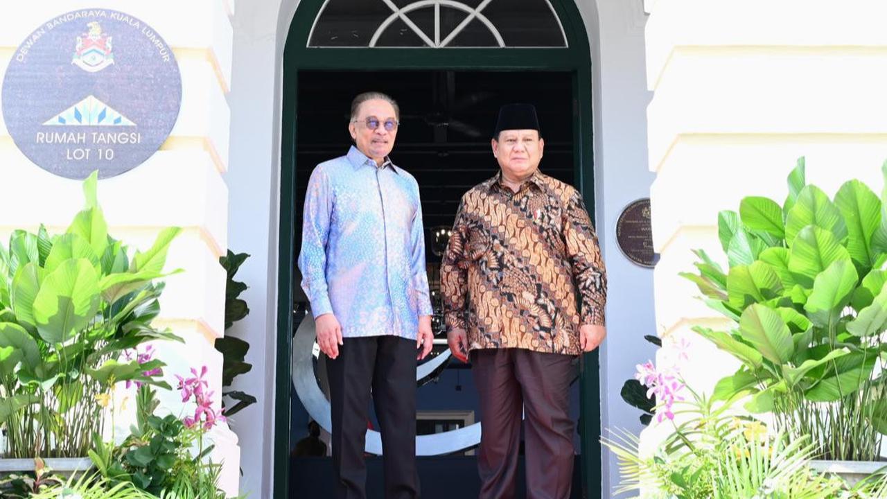 Sambutan Spesial Presiden Prabowo di Malaysia, Bertemu Sahabat Lama Orang Nomor Satu di Negeri Jiran