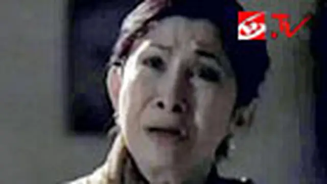 Niniek L Karim 'Pemeran Pembantu Wanita Terbaik' FTV Awards 2011