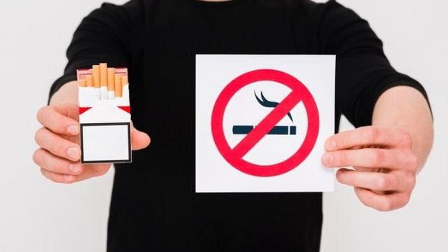 Ilustrasi berhenti merokok