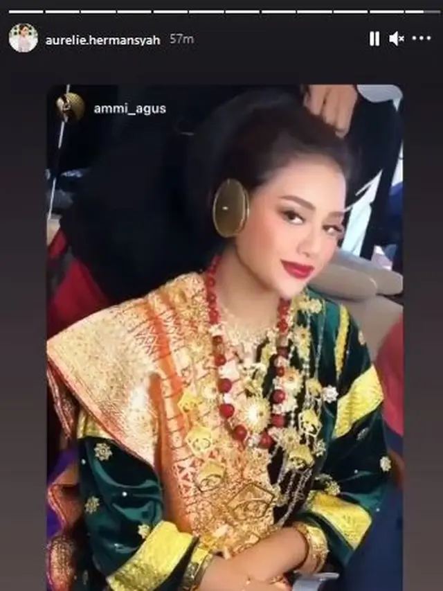6 Prewedding Aurel Hermansyah dan Atta Halilintar Pakai Busana Adat Minangkabau