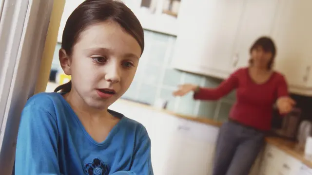 ahasia Parenting, Hindari Sikap Ini Agar Anak Tak Trauma dan Minder