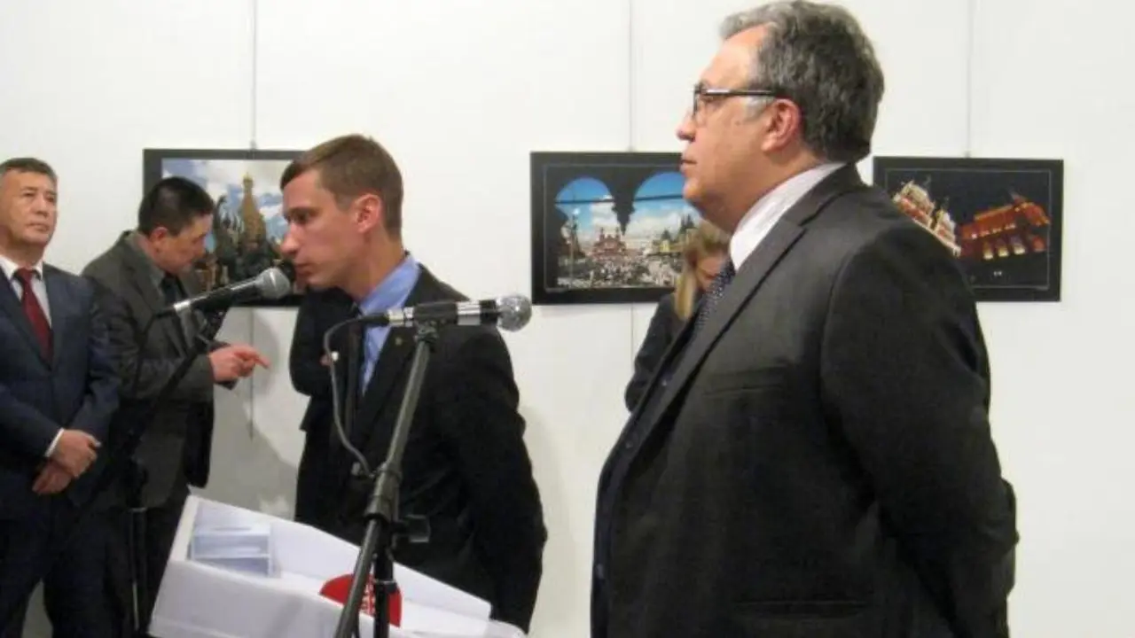 Duta Besar Rusia untuk Turki, Andrey Karlov menjadi korban penembakan di Ankara