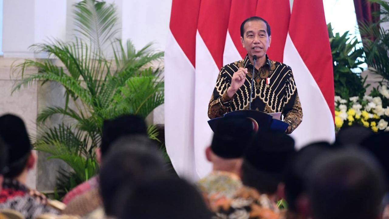Jokowi mengingatkan pelaksanaan Pemilu 2024 sisa 45 hari lagi.<br>