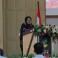 Menteri Sosial, Tri Rismaharini saat membuka kegiatan Diskusi Reflektif Penanganan Disabilitas secara Inklusif, Holistik, dan Integratif di Aula Pusdiklat dan Pengembangan Profesi di Aula Pusdiklat dan Pengembangan Profesi, Jakarta Selatan.