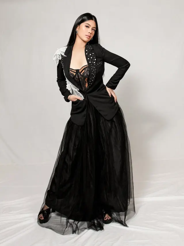 Gaya Fierce Almira Yudhoyono (Foto: Instagram @artikawhulandary)