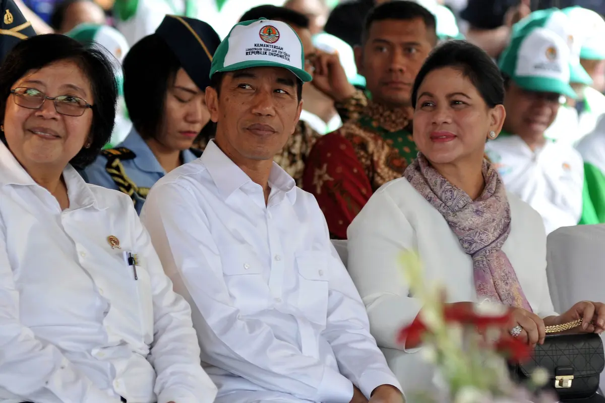 20151126-Melihat Jokowi Menanam Pohon di Hutan Kalimantan Selatan