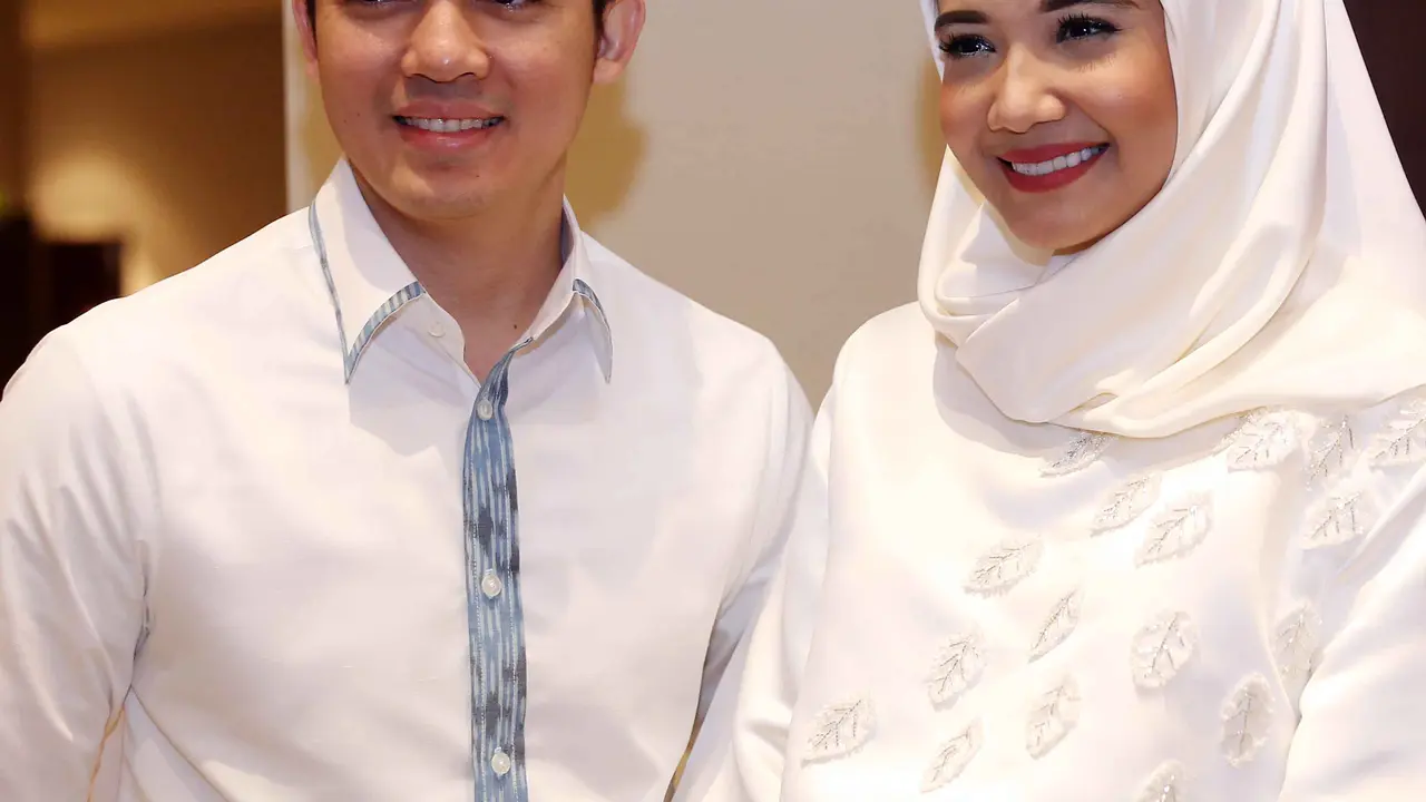 [Bintang] Zaskia Sungkar dan Irwansyah