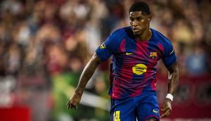 Marcus Rashford dalam pertandingan pramusim Barcelona melawan Vissel Kobe di Stadion Noevir Kobe, Minggu (27-7-2025). (Dok. X@FCBarcelona)