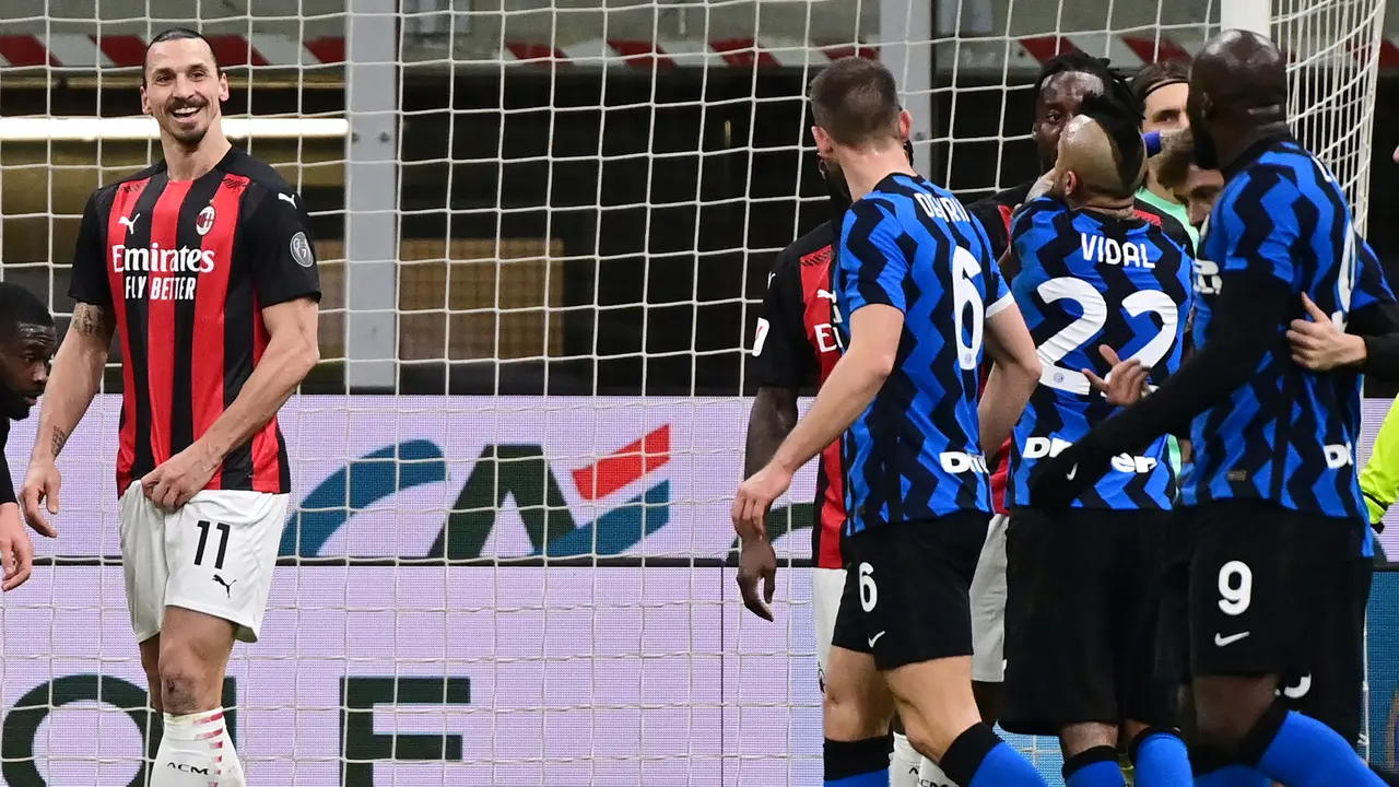 FOTO: Momen Romelu Lukaku Meradang Hingga Zlatan Ibrahimovic Dipaksa Keluar Lapangan