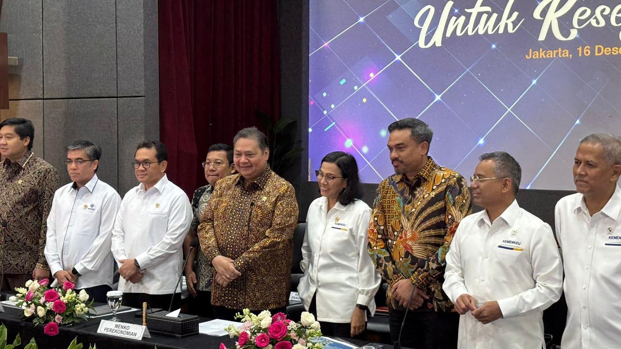 Konferensi pers Paket Kebijakan Ekonomi, Senin, 16 Desember 2024. (Foto: Liputan6.com/Tira Santia)