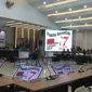 KPU melangsungkan rapat pleno hasil Pemilu 2019 di luar negeri.  (Liputan6.com/ Muhammad Radityo Priyasmoro)